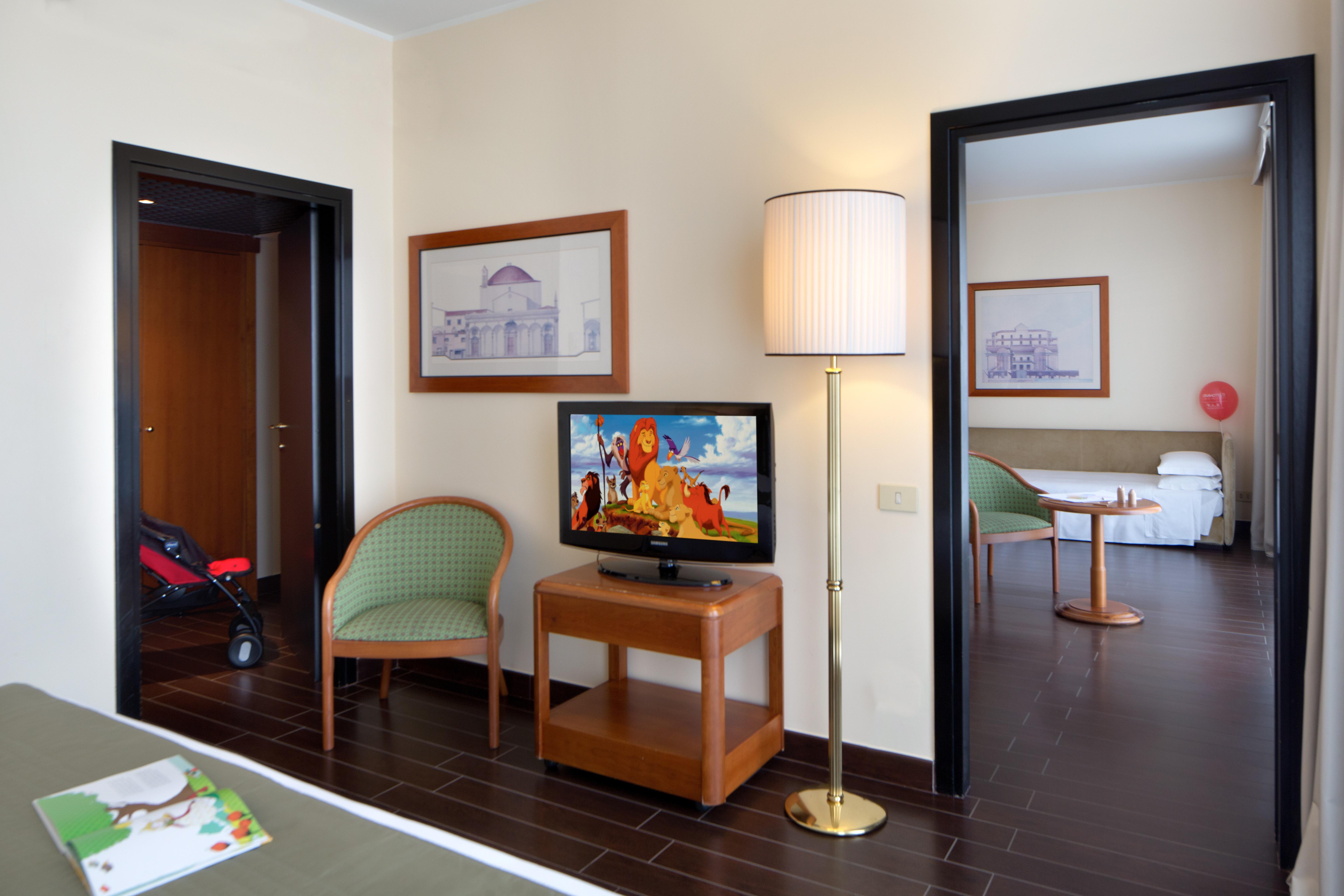 Starhotels Business Palace Milano Esterno foto