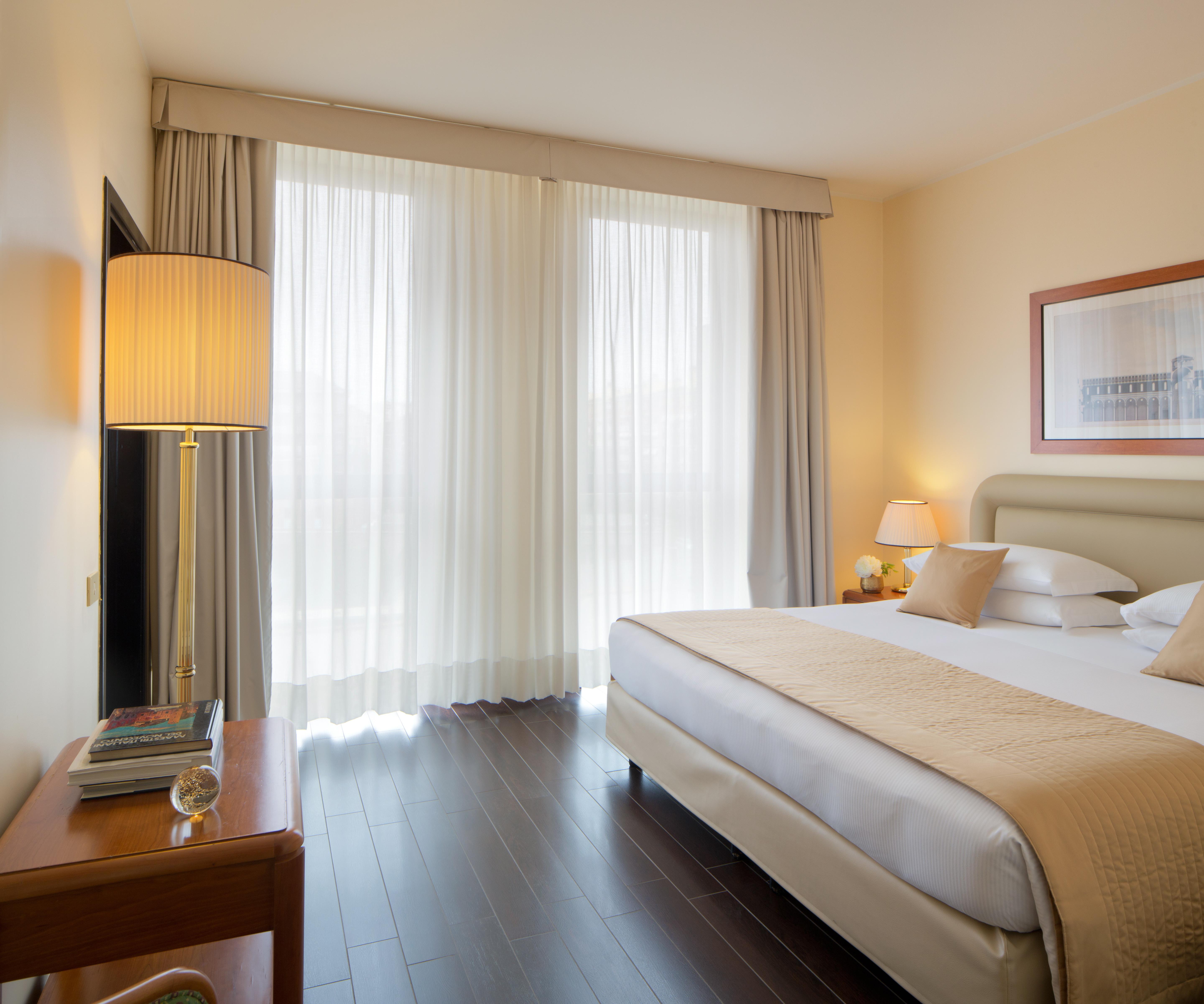 Starhotels Business Palace Milano Esterno foto