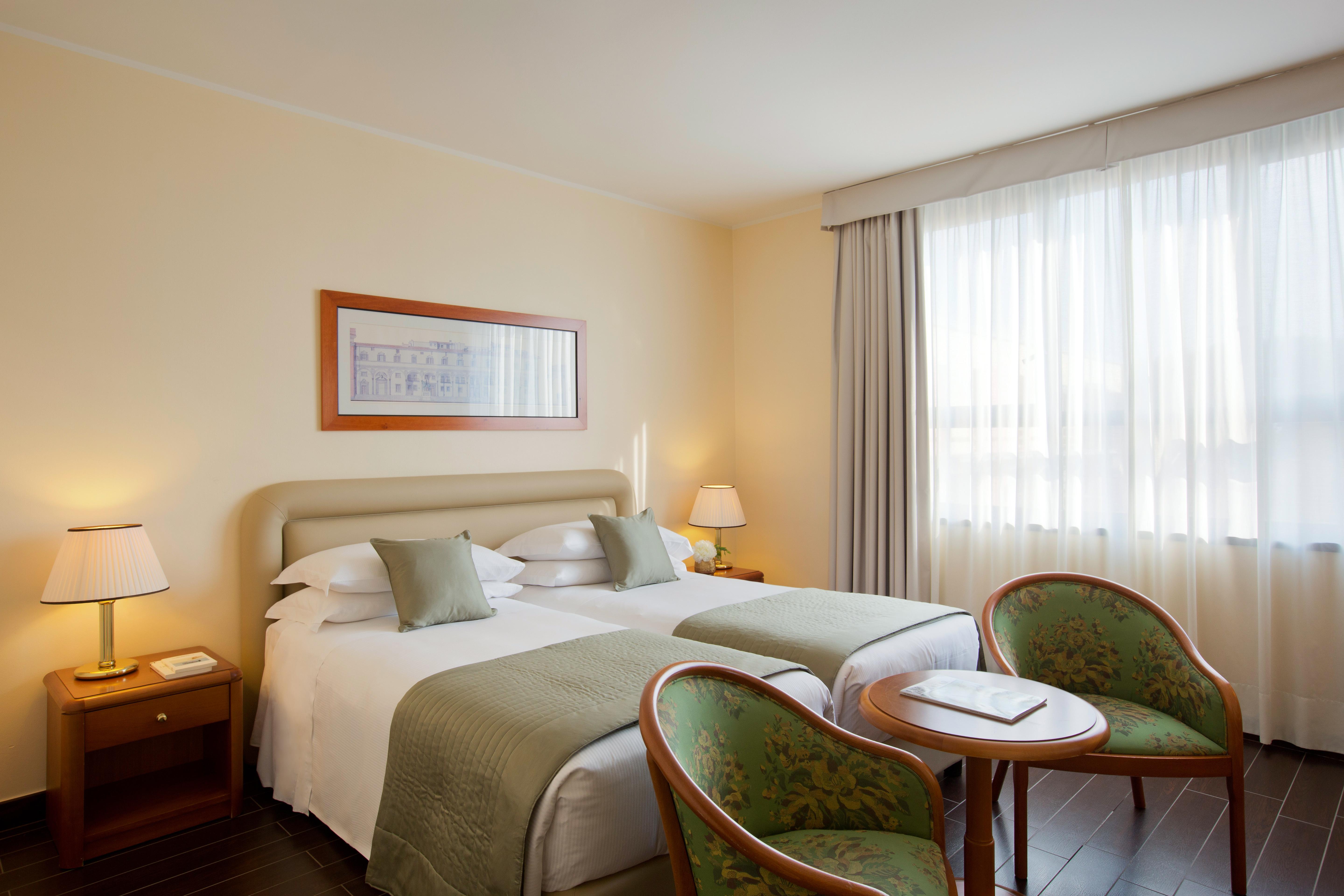 Starhotels Business Palace Milano Esterno foto