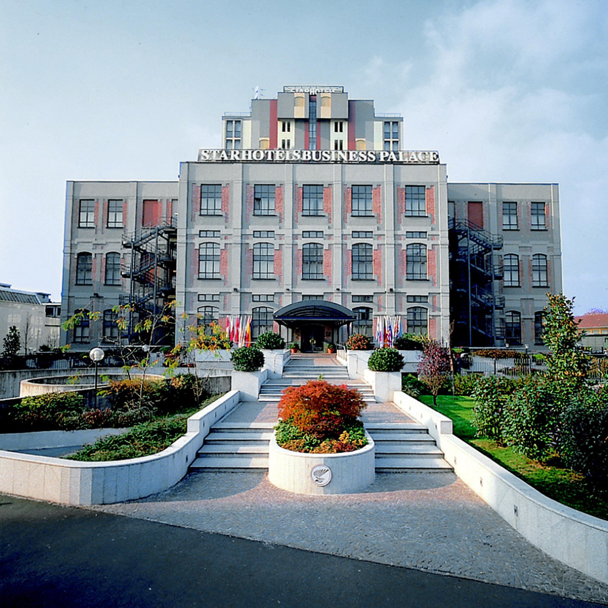 Starhotels Business Palace Milano Esterno foto