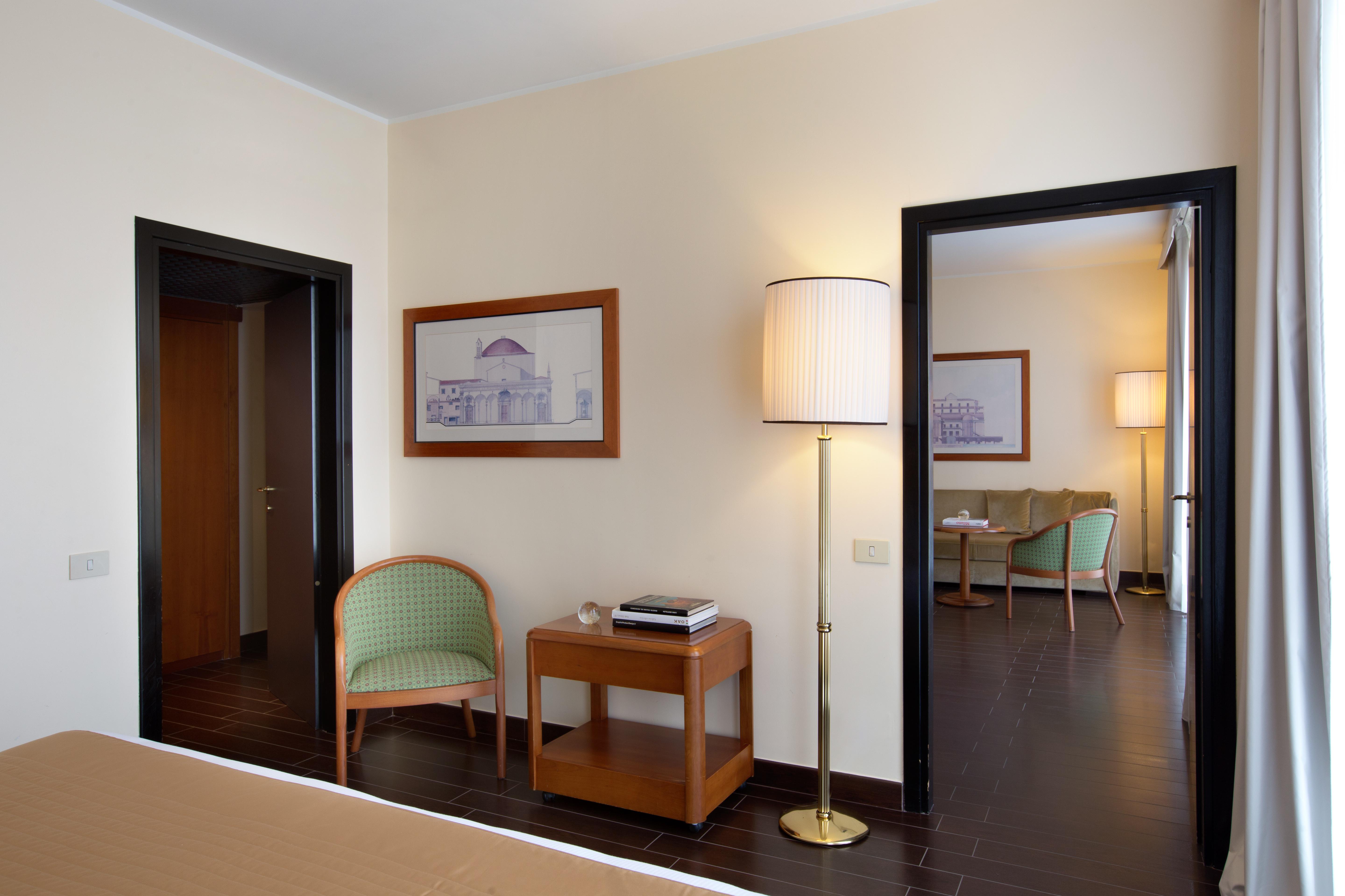 Starhotels Business Palace Milano Esterno foto