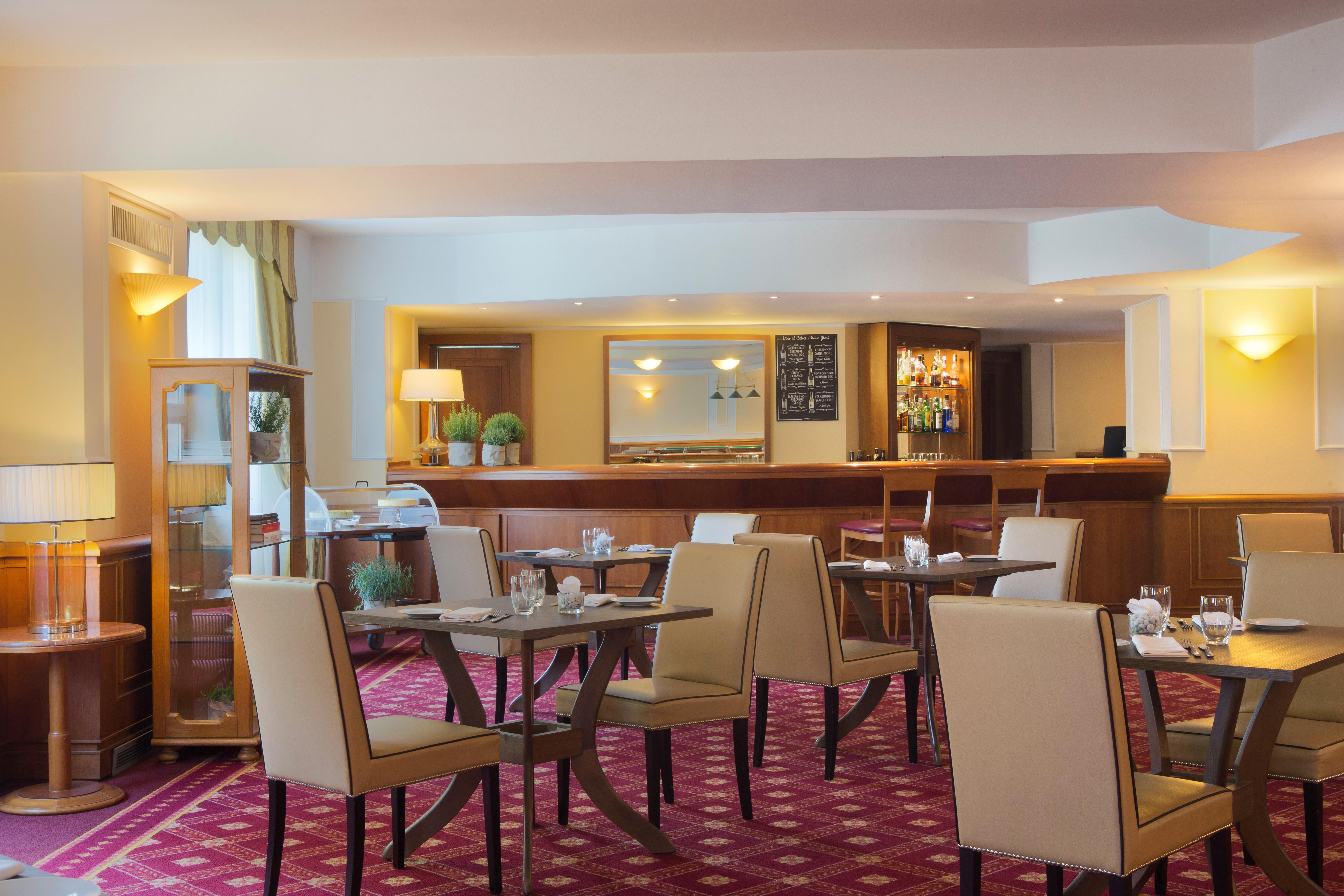 Starhotels Business Palace Milano Esterno foto